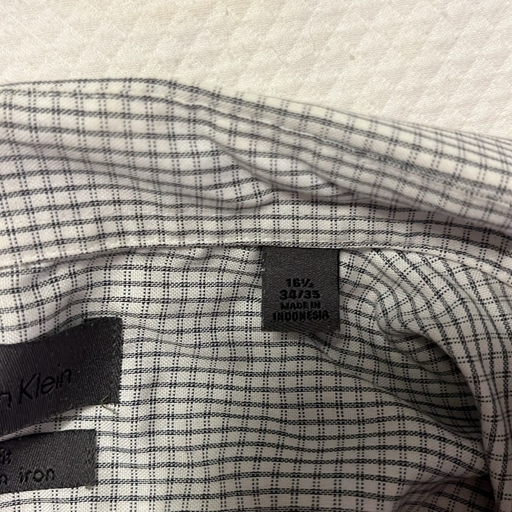 Calvin Klein Dress Shirt - Picture 4 of 4